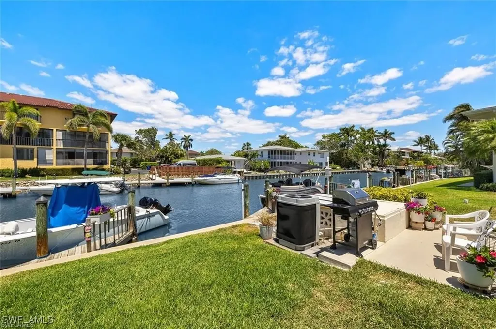1417 Chesapeake Avenue Naples FL 34102