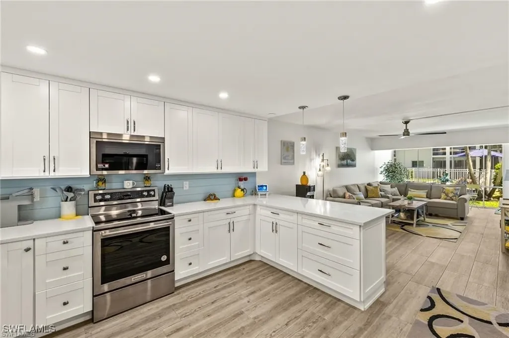 1417 Chesapeake Avenue Naples FL 34102