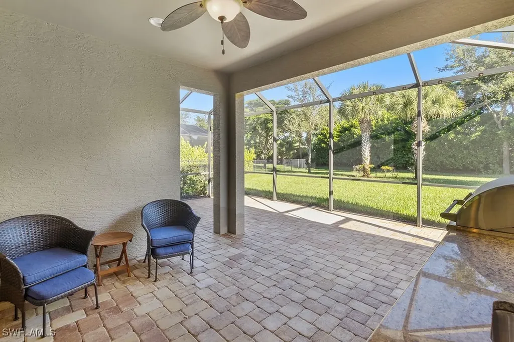 16133 Camden Lakes Circle Naples FL 34110