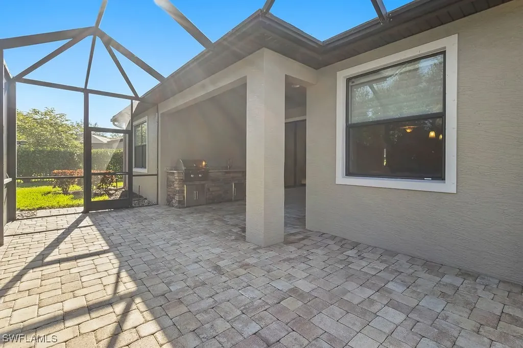 16133 Camden Lakes Circle Naples FL 34110