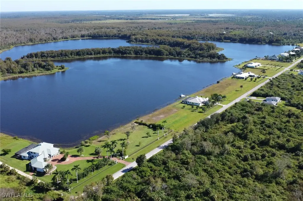 625 Shady Hollow Boulevard W Naples FL 34120
