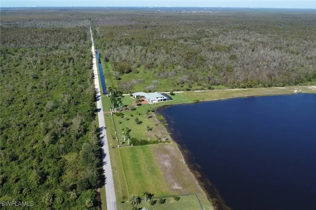 625 Shady Hollow Boulevard W Naples FL 34120