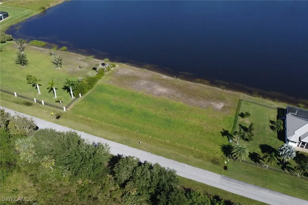 625 Shady Hollow Boulevard W Naples FL 34120
