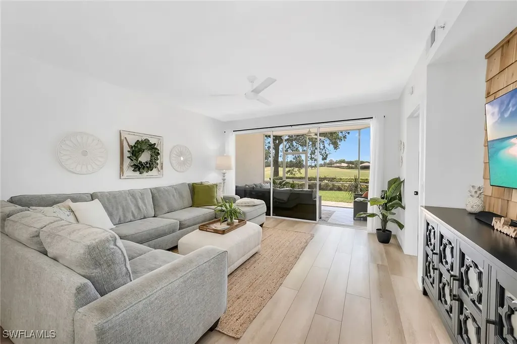 9087 Michael Circle Naples FL 34113