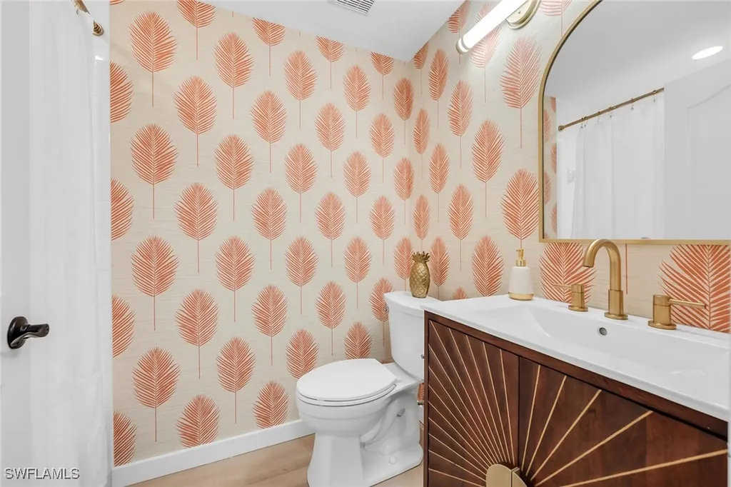 9087 Michael Circle Naples FL 34113