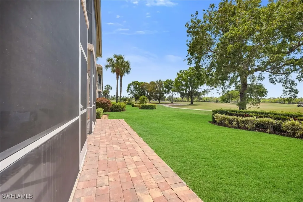 9087 Michael Circle Naples FL 34113