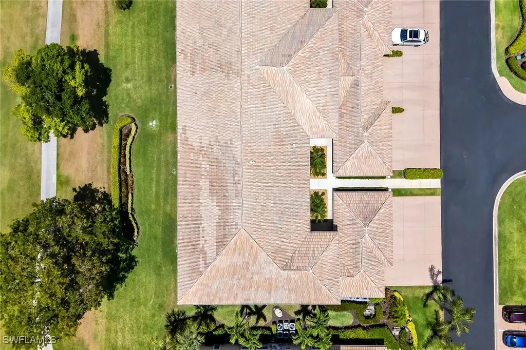 9087 Michael Circle Naples FL 34113