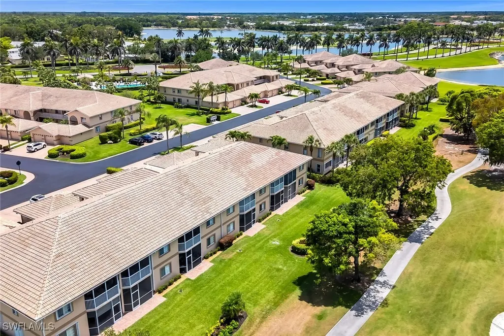 9087 Michael Circle Naples FL 34113