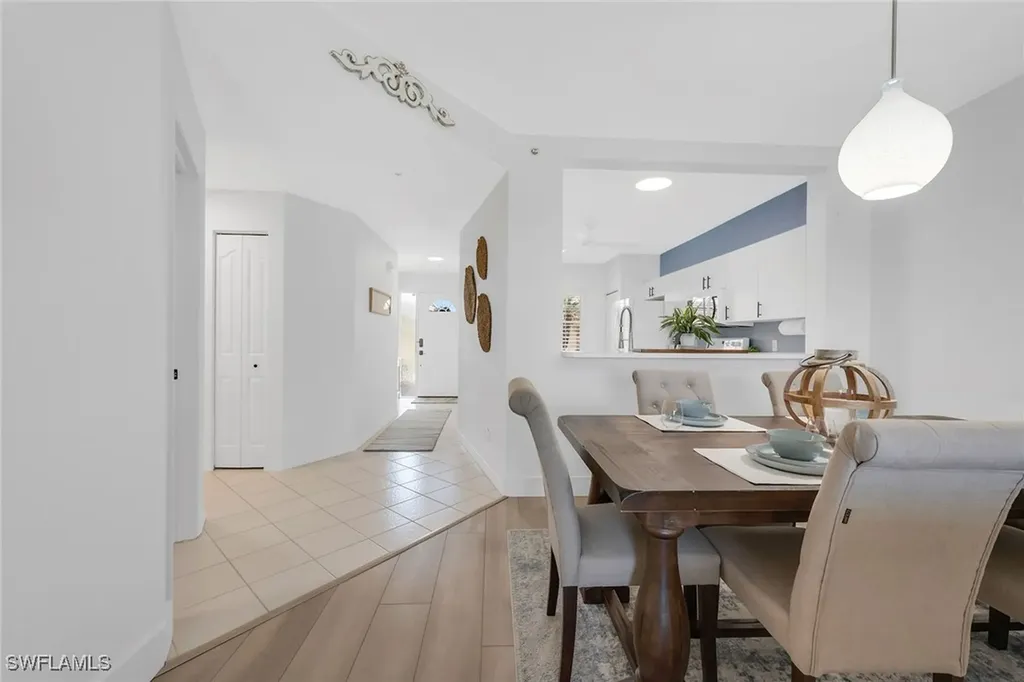 9087 Michael Circle Naples FL 34113