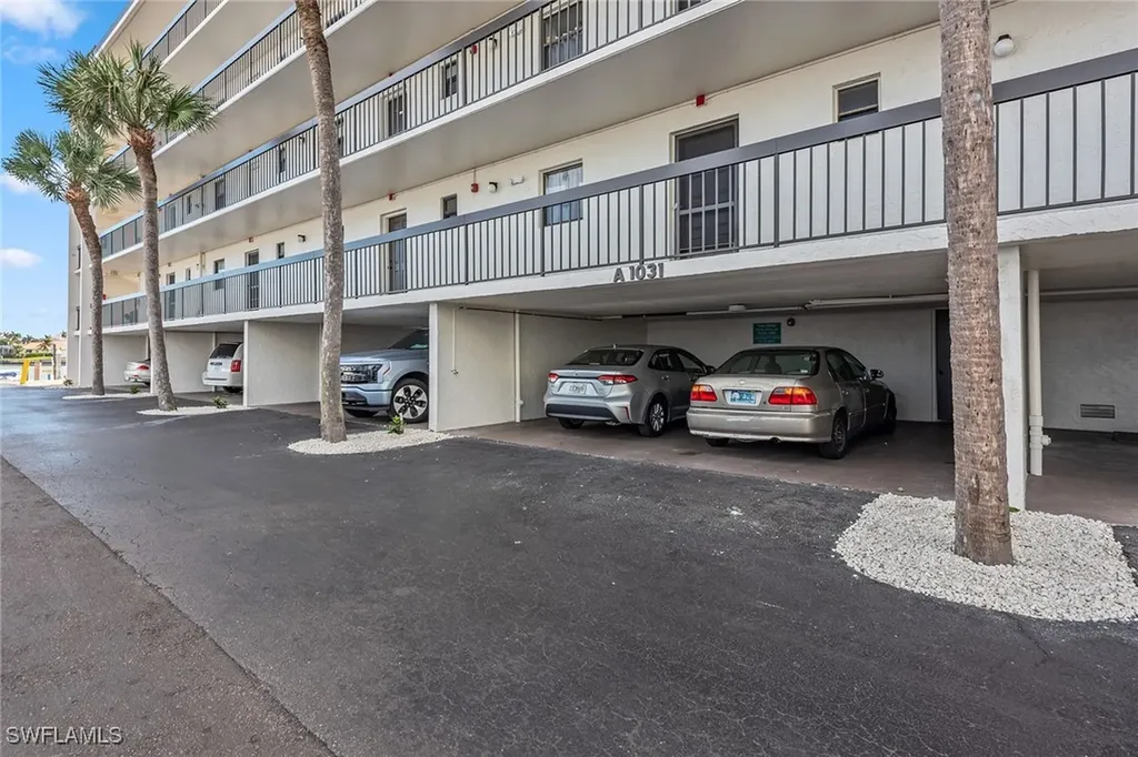 1031 Anglers Cove Marco Island FL 34145