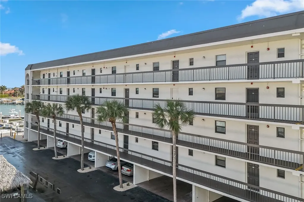 1031 Anglers Cove Marco Island FL 34145