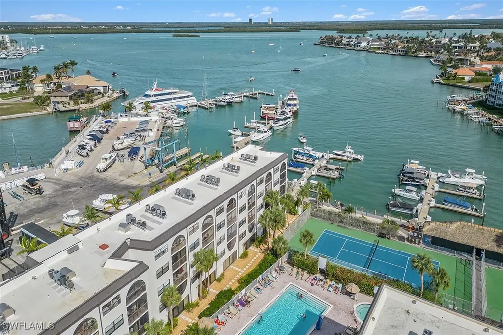 1031 Anglers Cove Marco Island FL 34145