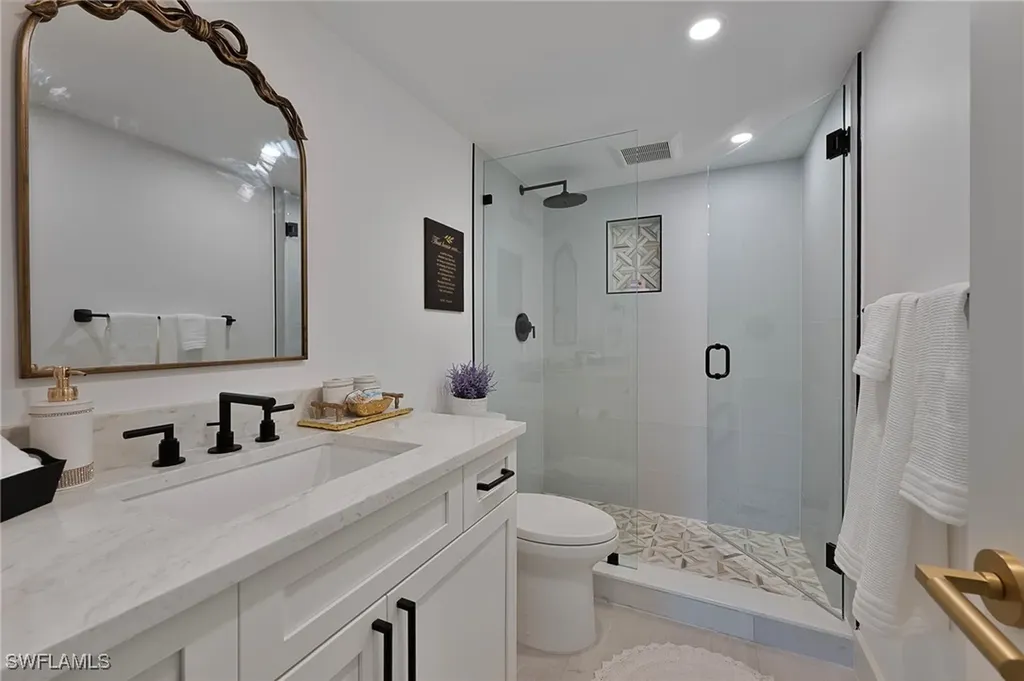 1950 Gulf Shore Boulevard N Naples FL 34102