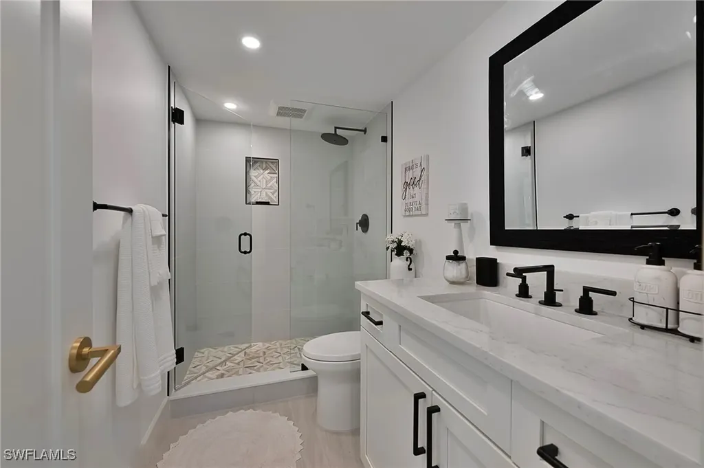 1950 Gulf Shore Boulevard N Naples FL 34102