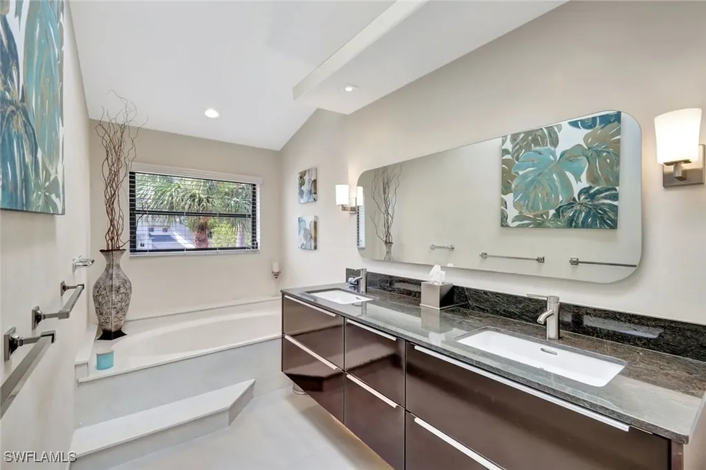 27105 Oakwood Lake Drive Bonita Springs FL 34134