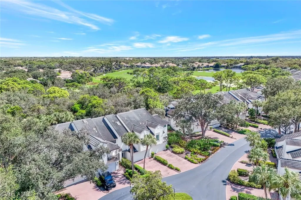 27105 Oakwood Lake Drive Bonita Springs FL 34134