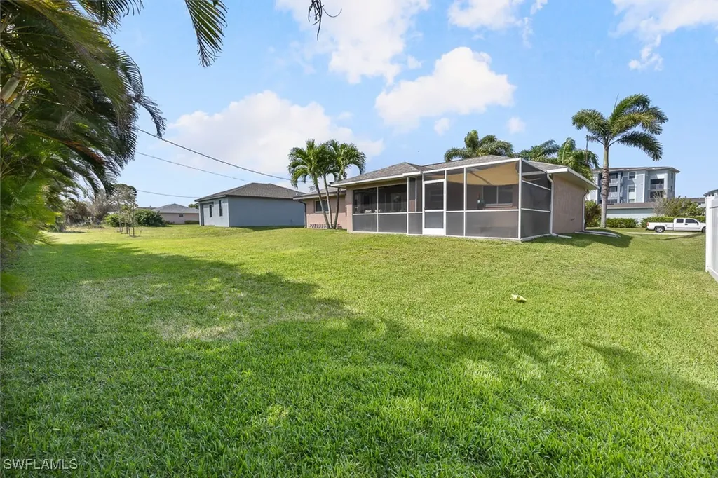 1804 SW 38th Terrace Cape Coral FL 33914