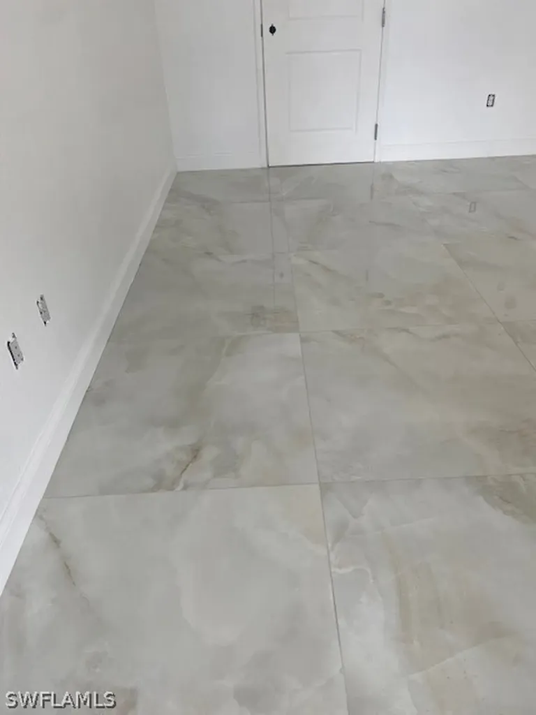 3425 Radio Road Naples FL 34104
