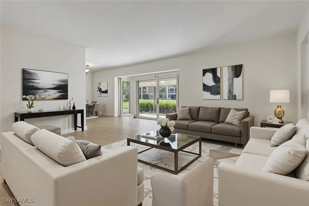 1155 Sandpiper Street Naples FL 34102