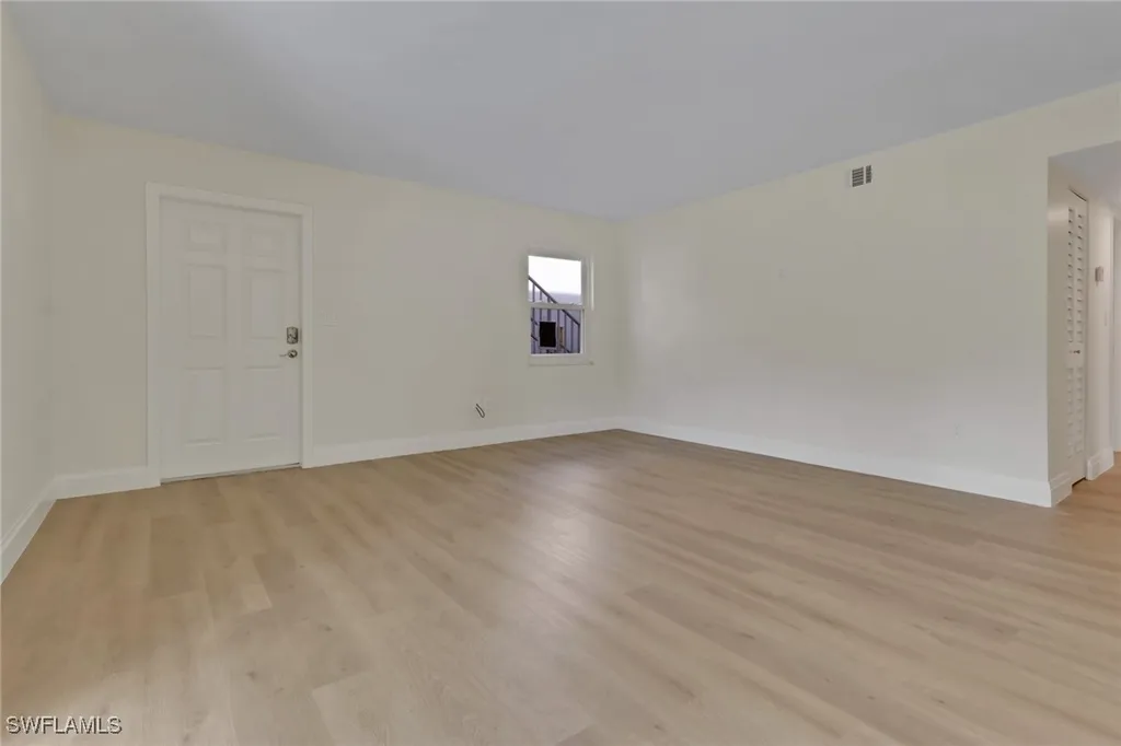 1155 Sandpiper Street Naples FL 34102