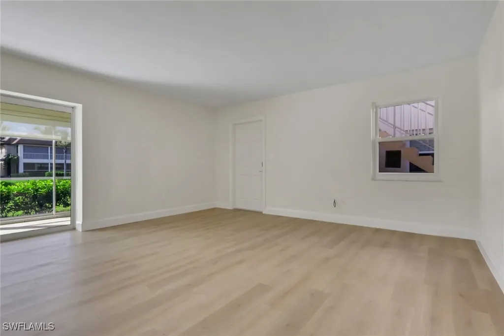 1155 Sandpiper Street Naples FL 34102