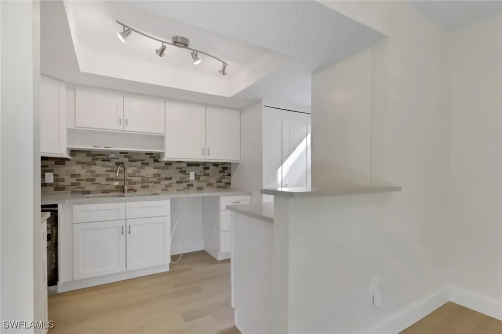 1155 Sandpiper Street Naples FL 34102
