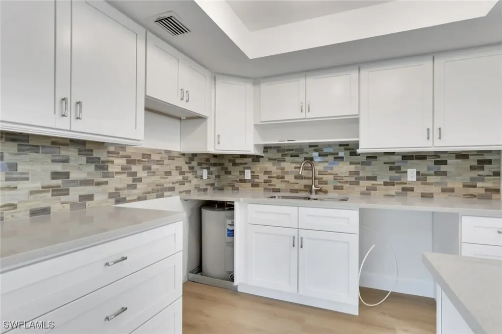 1155 Sandpiper Street Naples FL 34102