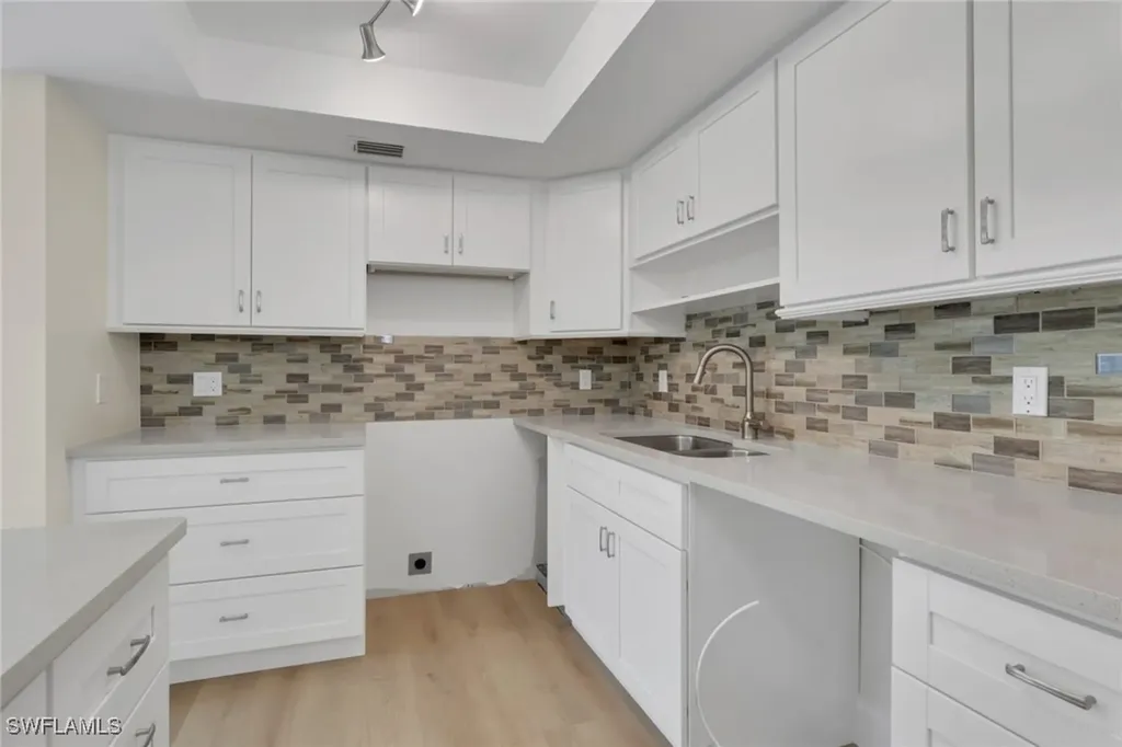 1155 Sandpiper Street Naples FL 34102