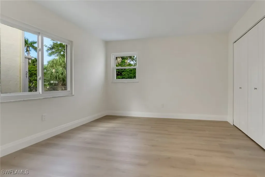 1155 Sandpiper Street Naples FL 34102