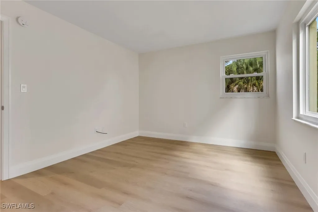 1155 Sandpiper Street Naples FL 34102