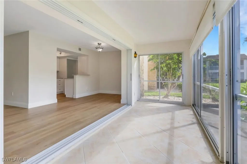 1155 Sandpiper Street Naples FL 34102