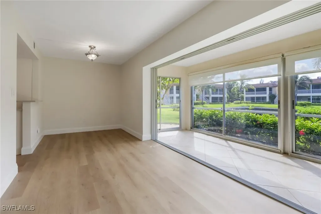 1155 Sandpiper Street Naples FL 34102