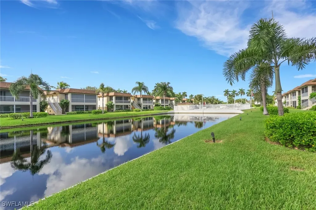 1155 Sandpiper Street Naples FL 34102