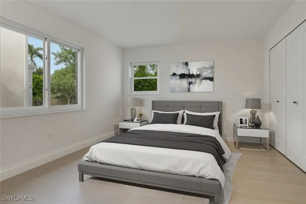 1155 Sandpiper Street Naples FL 34102
