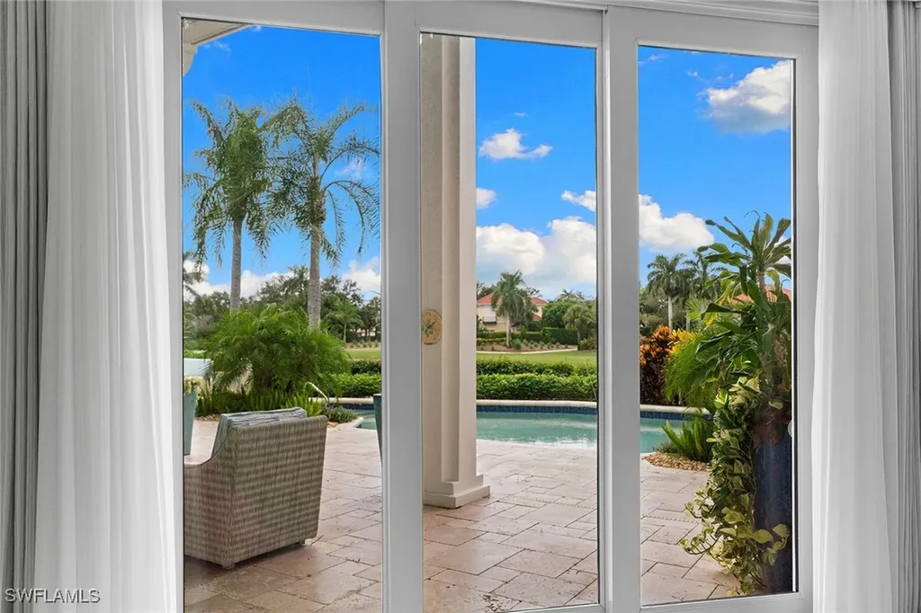 709 Jamestown Lane Naples FL 34108