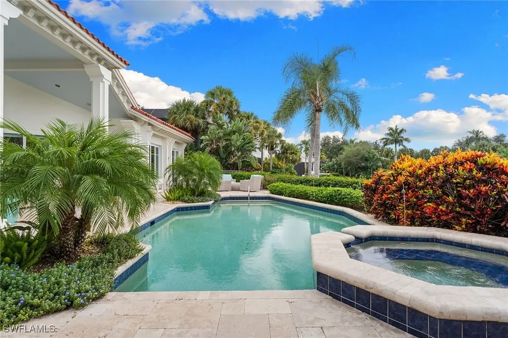 709 Jamestown Lane Naples FL 34108