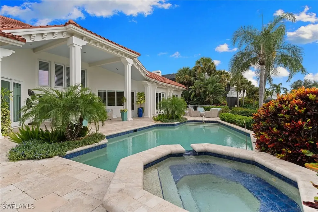 709 Jamestown Lane Naples FL 34108