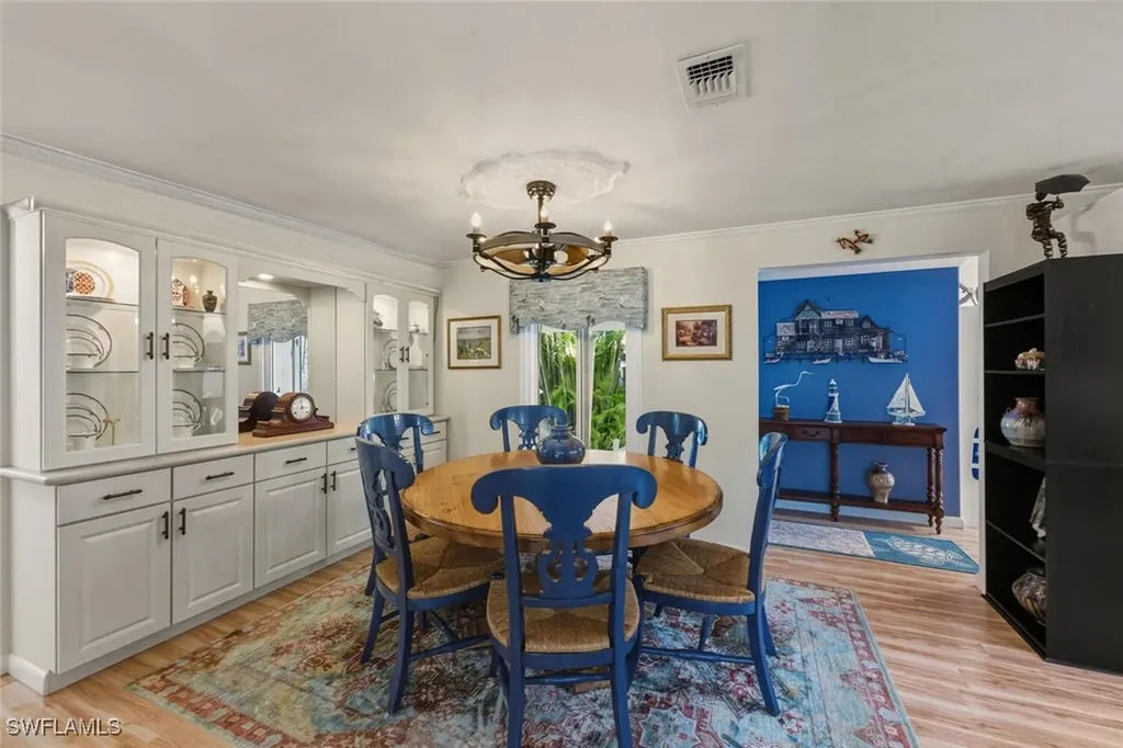 542 Charlemagne Boulevard Naples FL 34112