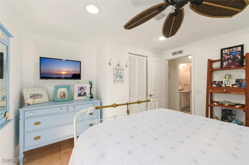 542 Charlemagne Boulevard Naples FL 34112