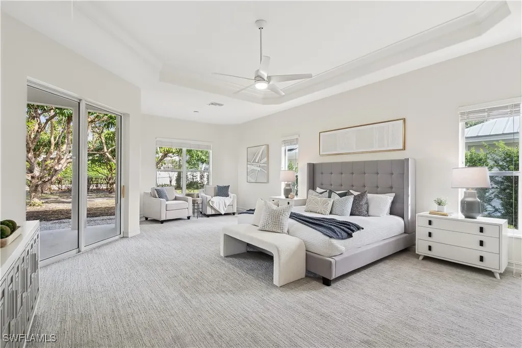 677 5th Avenue N Naples FL 34102