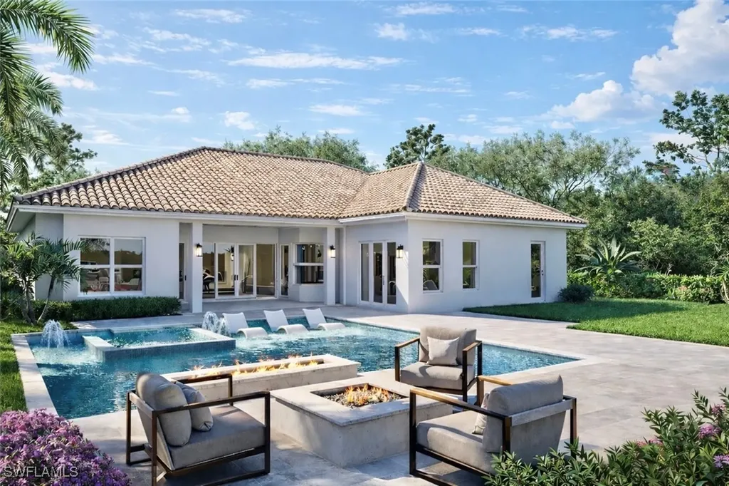 677 5th Avenue N Naples FL 34102