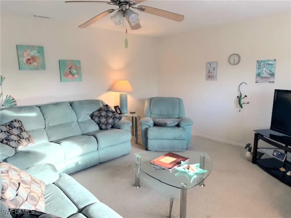 4613 Bayshore Drive Naples FL 34112