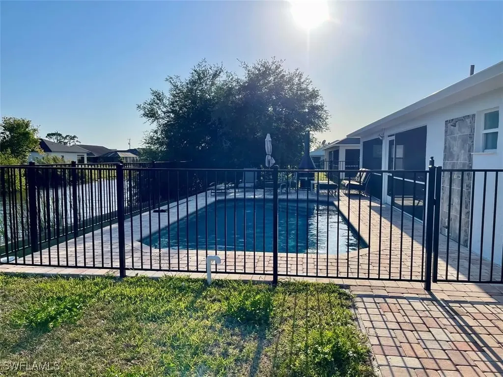 846 SW 15th Street Cape Coral FL 33991