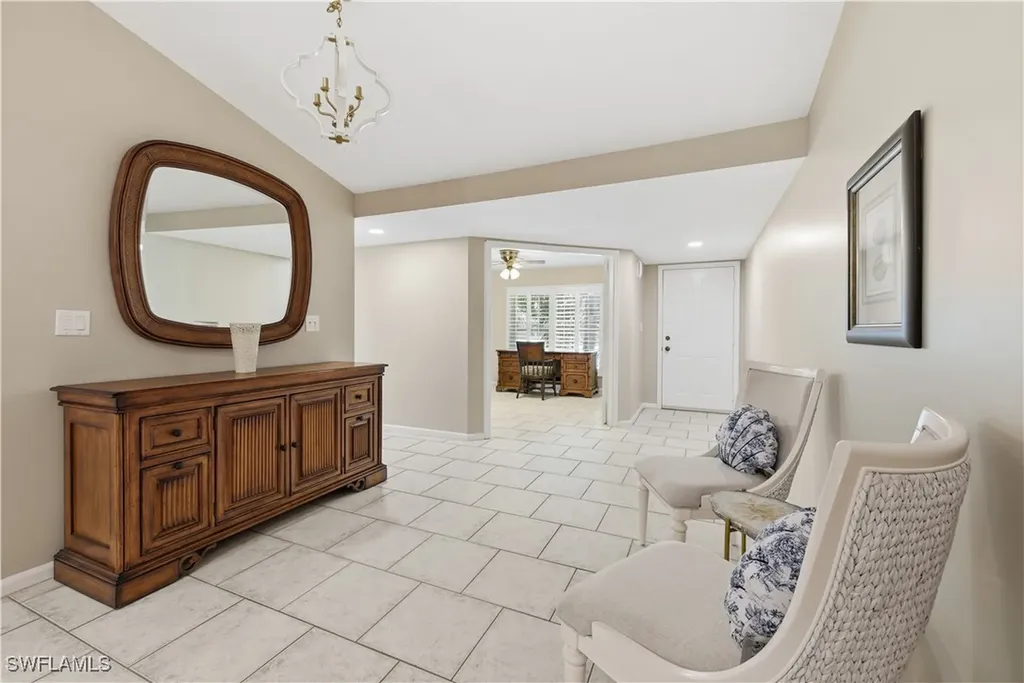 5899 Chanteclair Drive Naples FL 34108
