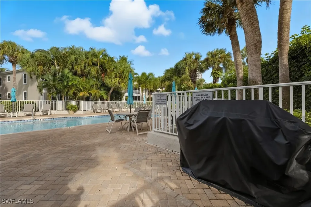 5899 Chanteclair Drive Naples FL 34108