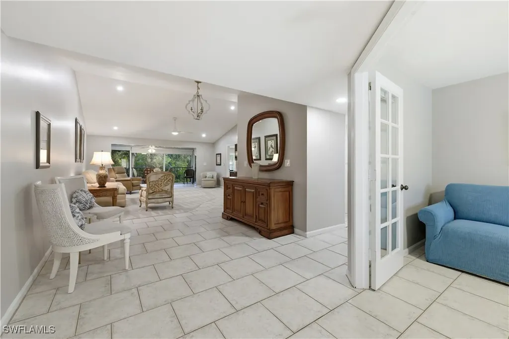 5899 Chanteclair Drive Naples FL 34108
