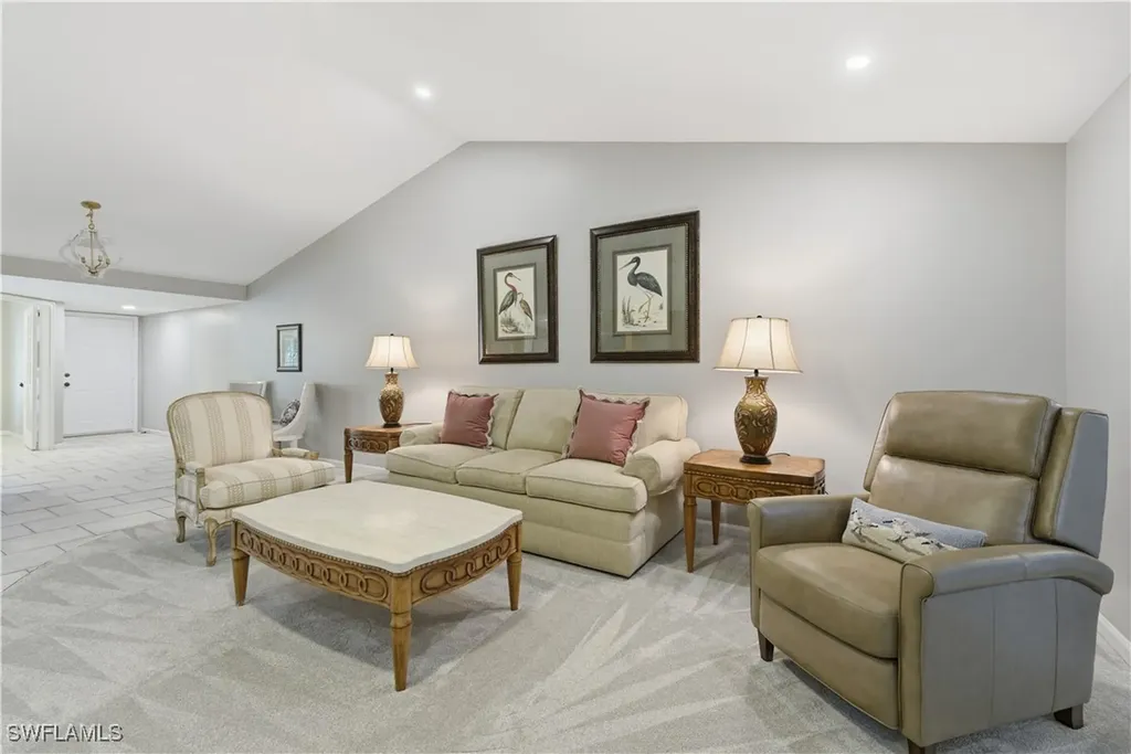 5899 Chanteclair Drive Naples FL 34108