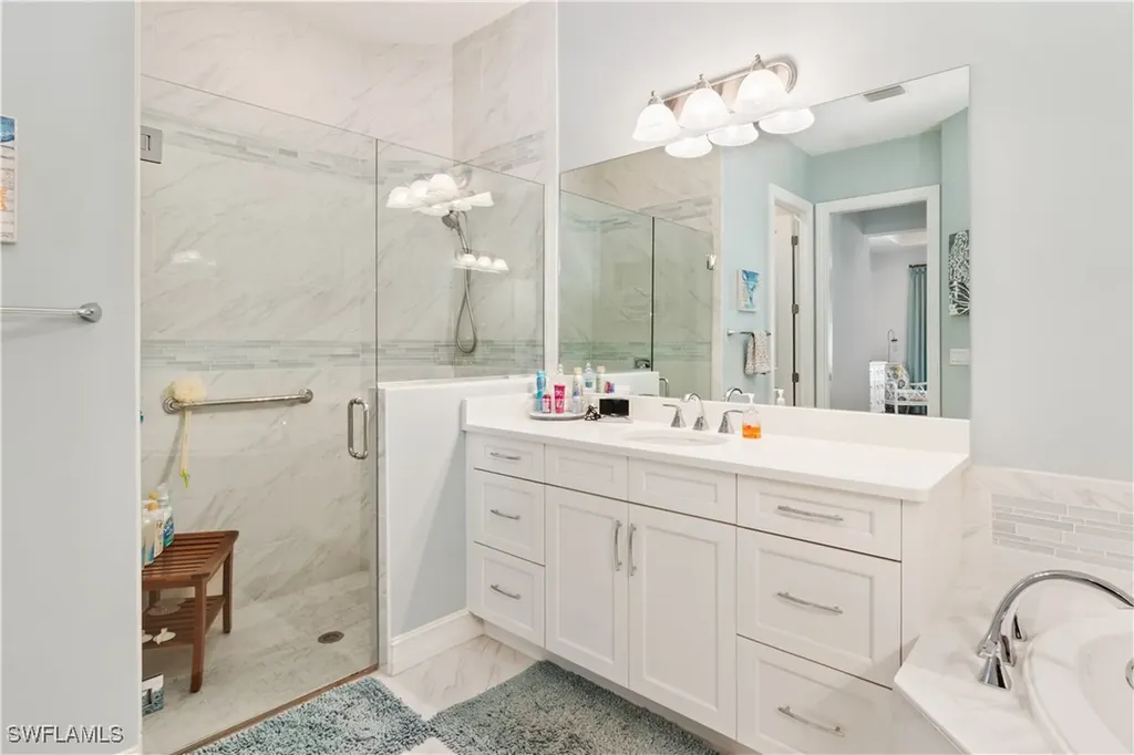6604 Roma Way Naples FL 34113