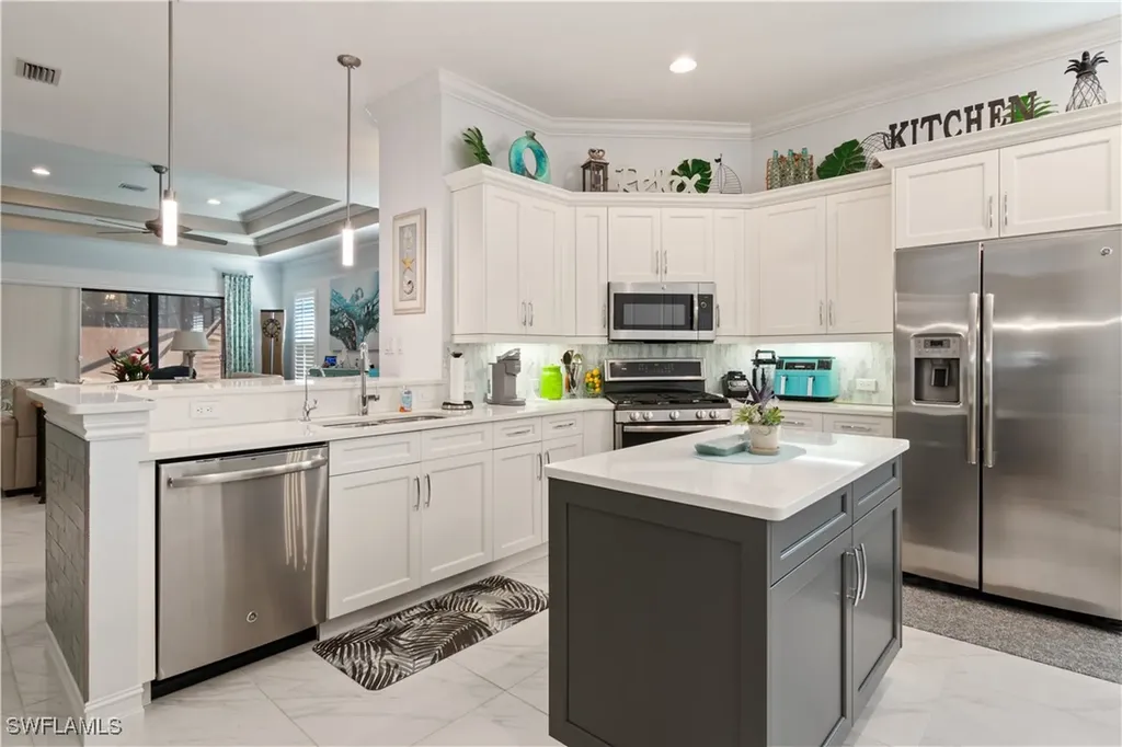 6604 Roma Way Naples FL 34113