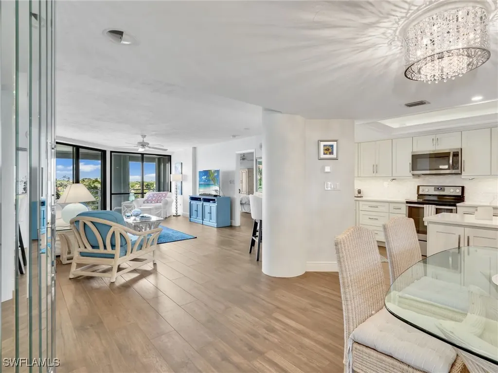 4751 Gulf Shore Boulevard N Naples FL 34103